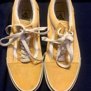 Vans Low-Top Sneakers - Mustard Yellow & White Interior